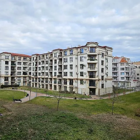 Four Seasons * Поморие